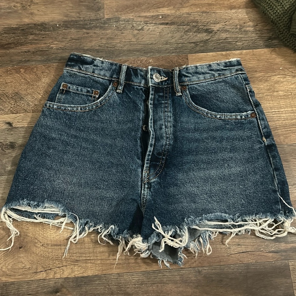 zara denim shorts